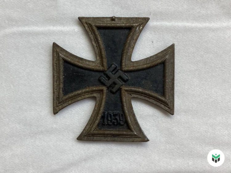 Iron Cross 2nd Class 1939 for sale € 98 - Miltrade